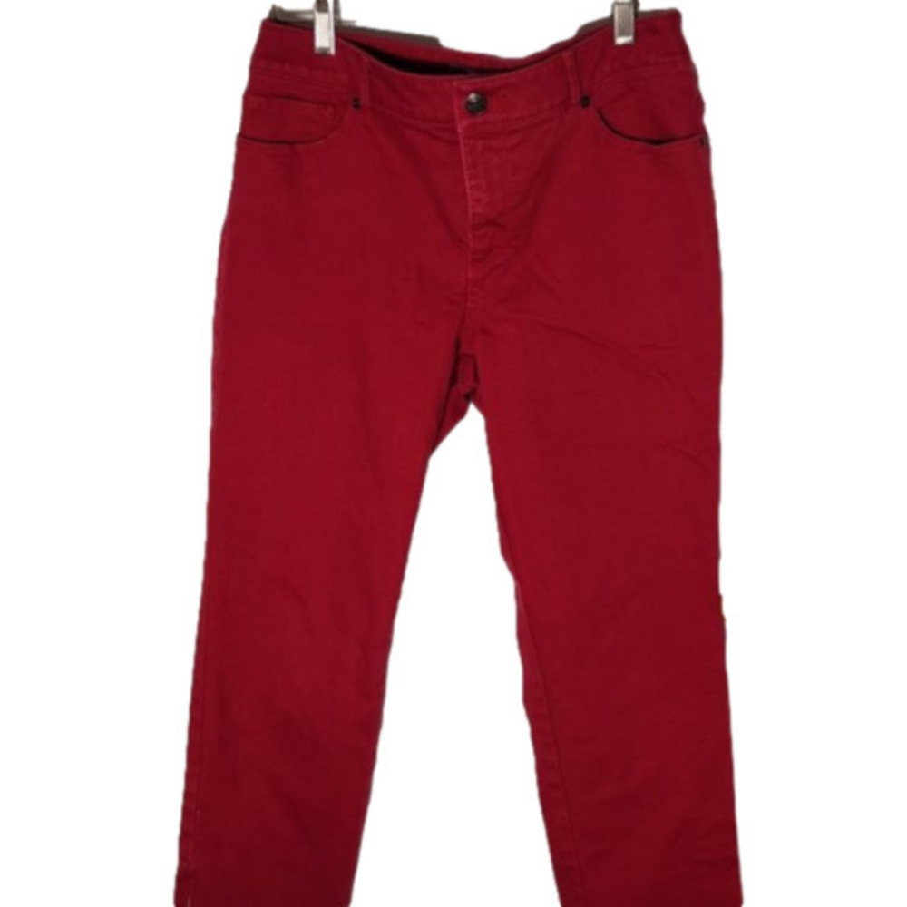143 Chico's Raspberry Jeans with zipper detail sz L (1)